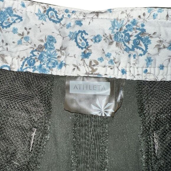 Athleta Whenever Skirt Womens Size 6 Green Corduroy Short Flared Skater Skirt - Picture 3 of 4